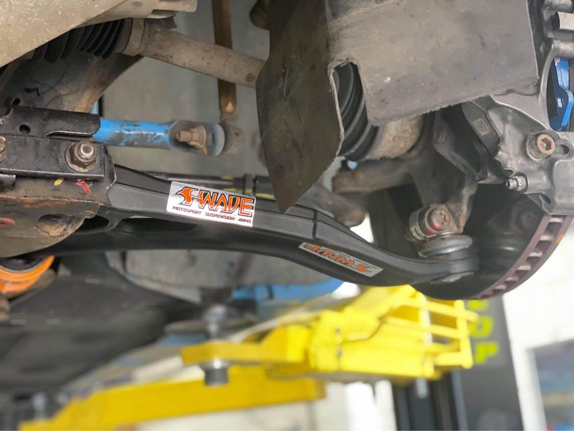 Summit Querlenkersatz passend für Focus MK 3 RS – Bild 3